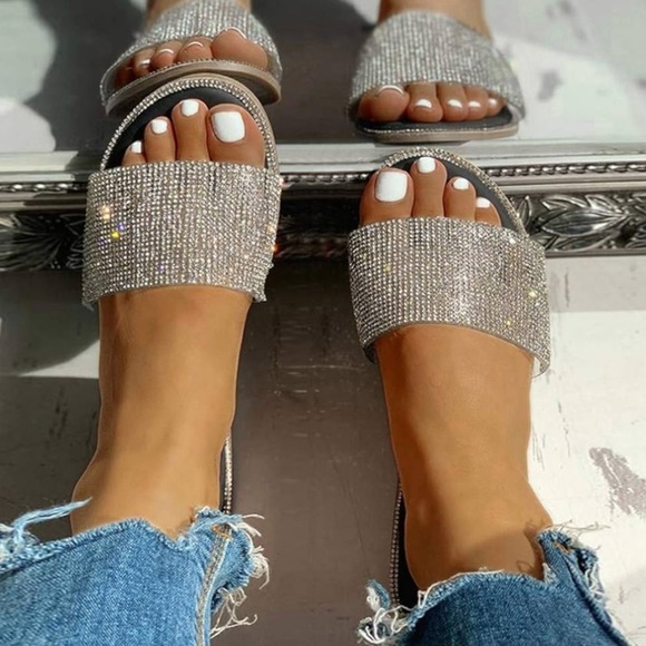 Wild Diva Shoes - Sparkling Rhinestone Flat Slide Sandals Silver/black 6.5